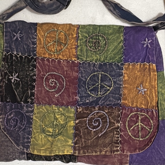 BOHO HIPPIE Crossbody Shoulder Bag Patchwork Peace Sign Colorful Made In India - Picture 1 of 12